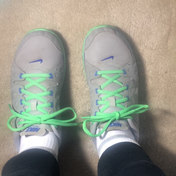 Nike Training Shoes -💚💙🤍- Barely Worn - Picture 9 of 15